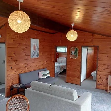 Cosy Inn Central Rotorua 2Br House & Studio