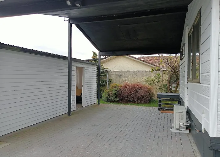 Cosy N 2br Entire House & -summer Only *